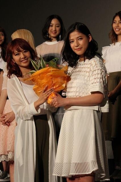 石井杏奈、E-girlsメンバーから「ソロモンの偽証」演技を絶賛され感涙