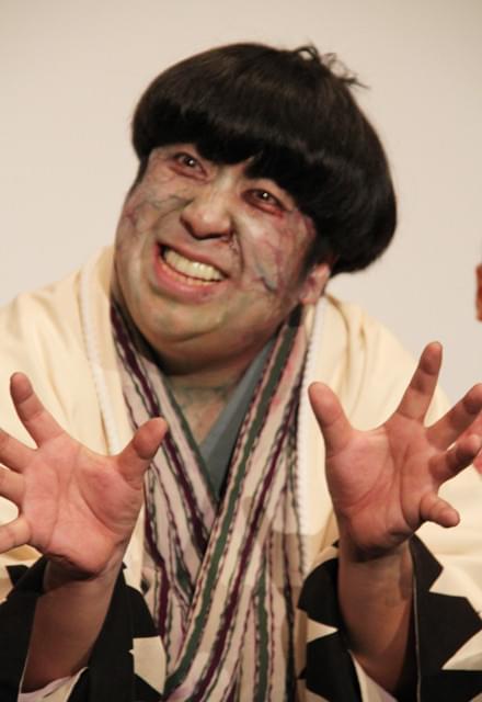 ゾンビ座長・日村勇紀、後輩の演技よりも睡眠補充優先