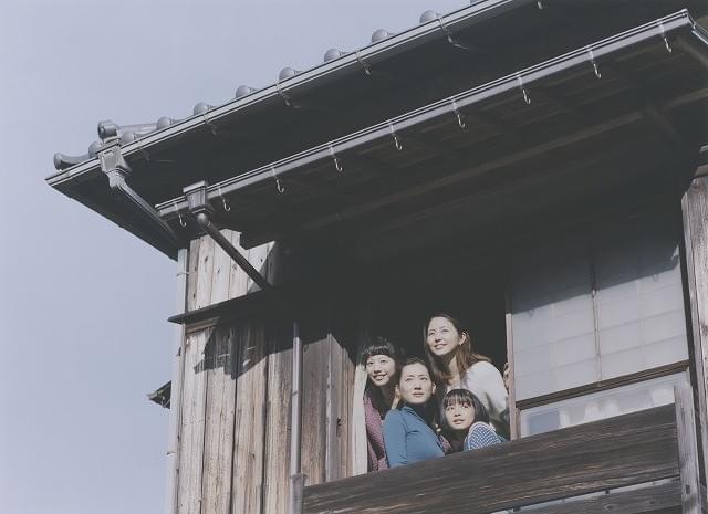 綾瀬×長澤×夏帆×広瀬すず共演「海街diary」が写真集に