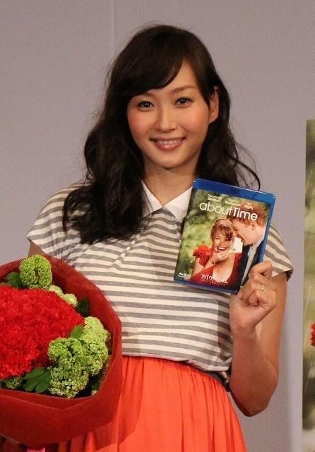 夏に第2子を出産予定の藤本美貴