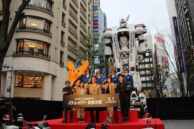 「パトレイバー」実物大イングラム、新宿に登場！