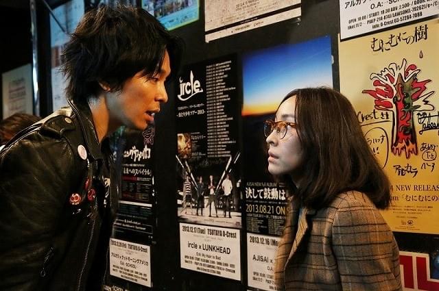 園子温監督「ラブ＆ピース」予告編で長谷川博己がロックスターに大変ぼう