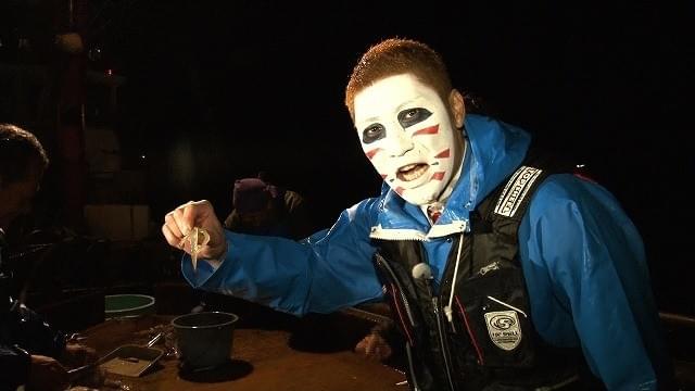 金爆・樽美酒研二が深夜の定置網漁に参加