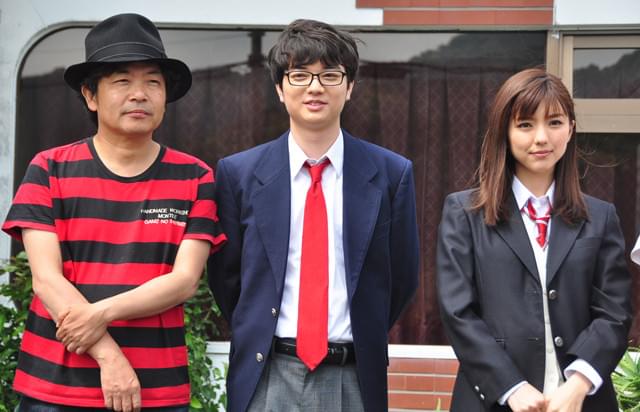 映画「みんな！エスパーだよ！」撮影快調 染谷「頑張るに！」真野「パンチラ頑張るに！」