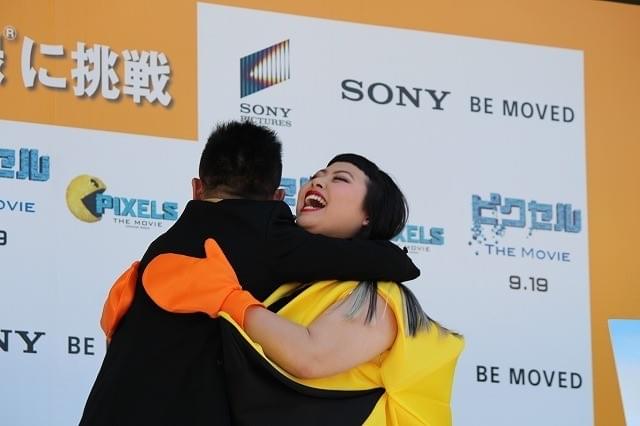 東京タワーに巨大パックマン出現！ドローンで空撮しギネス認定