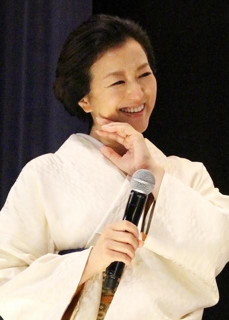 鈴木京香、“息子たち”からのサプライズ似顔絵に感涙