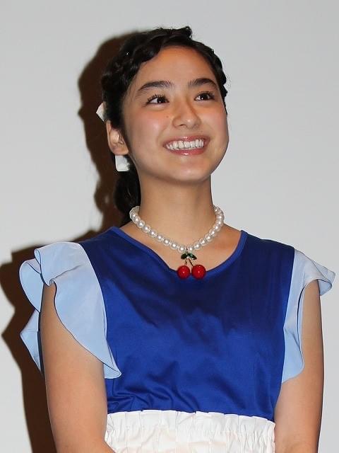 平祐奈、姉・愛梨と同じくホラー出演をダジャレで祝福！「ほら、ホラーに縁が……」