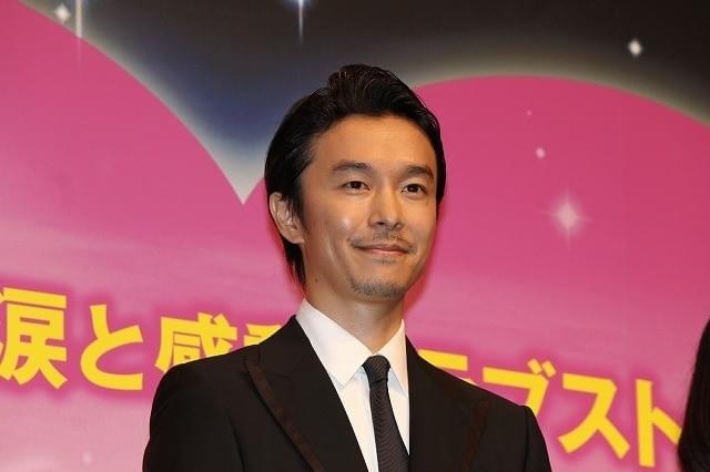 長谷川博己「ラブ＆ピース」での演技を「やりすぎた」と後悔？