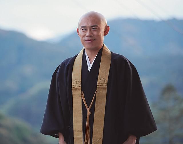 伊藤淳史「ボクは坊さん。」主演でお坊さんに 予告編で山本美月、溝端淳平ら共演陣も明らかに