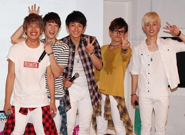 「BEE SHUFFLE」原宿出禁決定に涙……救済措置としてTwitterフォロワー3倍