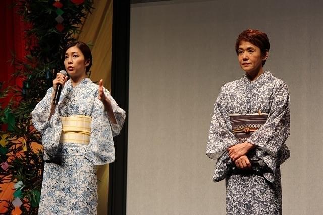 「インサイド・ヘッド」声優の竹内結子＆大竹しのぶ、女性書家・紫舟の生パフォーマンスに感動！