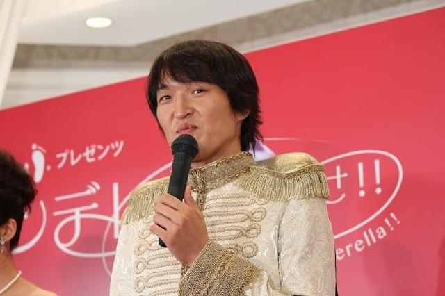 千原ジュニア、“足裏美人シンデレラ”にメロメロ！交際目指し猛アプローチ