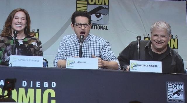 ハリソン・フォードがコミコンに降臨‼ 6500人が総立ちで出迎え！