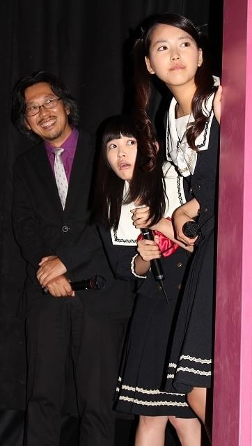 「エビ中」柏木ひなた、タンバリン芸人のサプライズに爆笑「涙が止まらない」