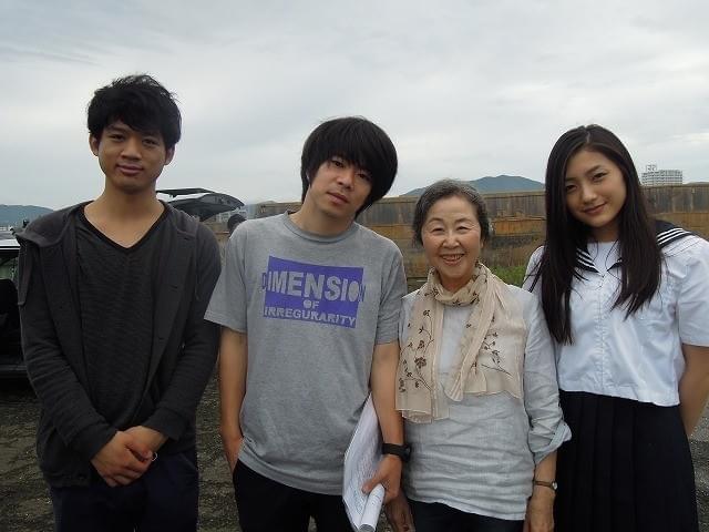 左から品田誠、井上真行監督、徳納敬子、尾中琴美