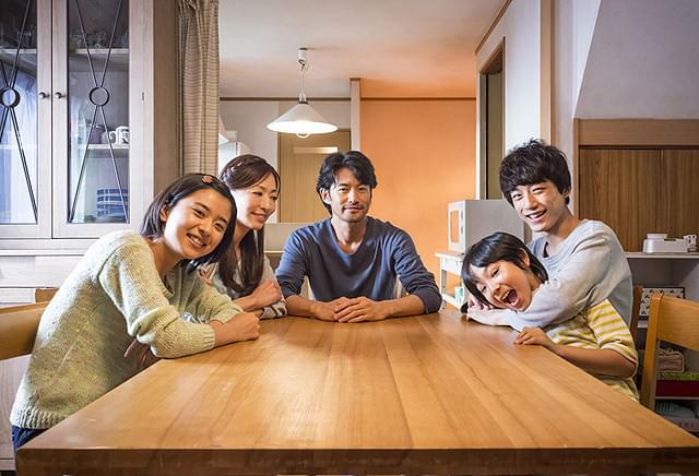 竹野内豊と松雪泰子が疑似夫婦を演じた 「at Home アットホーム」