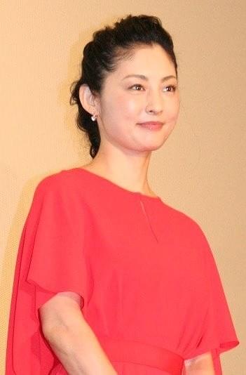 常盤貴子、主演作舞台挨拶で塚本晋也監督「野火」を宣伝!?