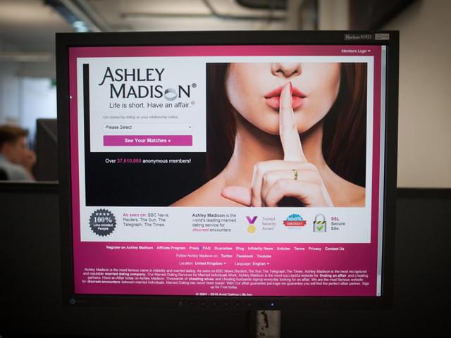 情報漏えいで話題の不倫サイト