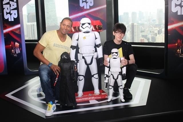 新悪役カイロ・レンの31インチフィギュア初披露！スター・ウォーズグッズ全世界で発売