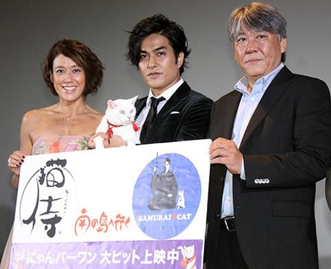 LiLiCo、「大好きな」北村一輝に求愛 ネコに惨敗もしつこく「あとで抱いて」