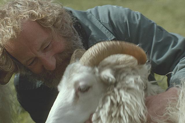 ギャガが新日本映画社と共同事業、2本決定