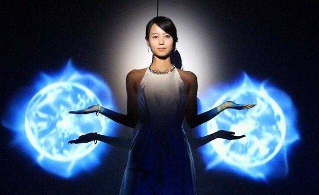 マーベルヒロインになりきった堀北真希