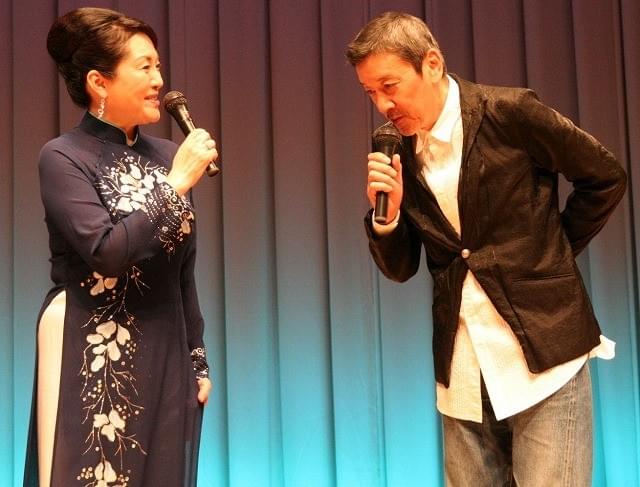松坂慶子のアオザイ姿に奥田瑛二デレデレ「なんで恋人役じゃないんだよ」