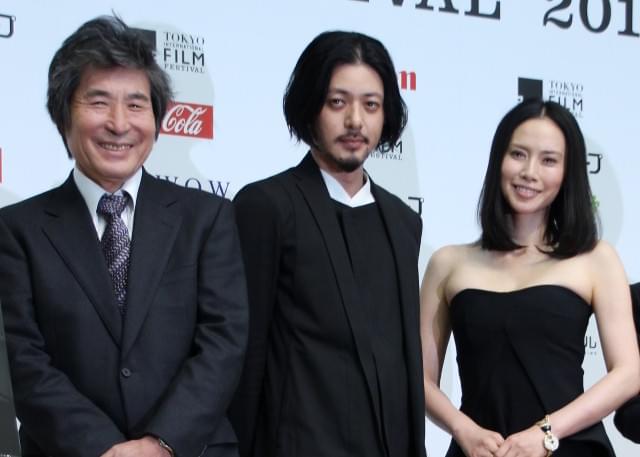 「FOUJITA」小栗康平監督、希代の日本人画家演じたオダギリジョーを絶賛