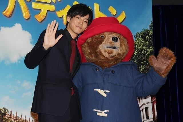 松坂桃李、紳士なクマ・パディントンにメロメロ「とにかく可愛い」