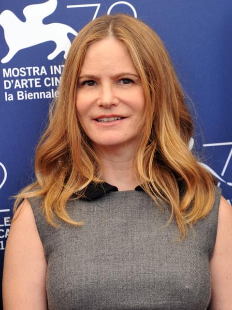 新「ツイン・ピークス」にジェニファー・ジェイソン・リーが参加