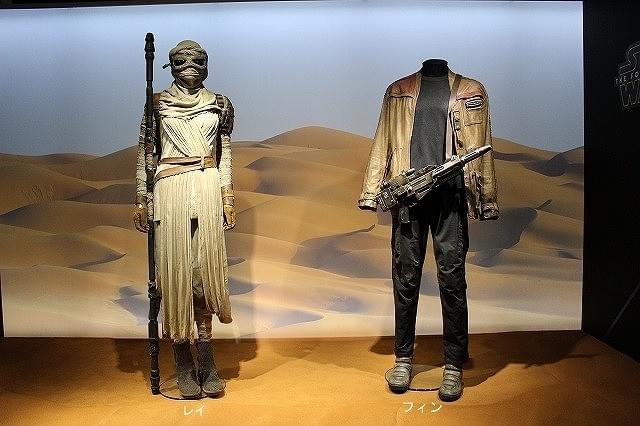 「スター・ウォーズ フォースの覚醒」レイ＆フィンらの衣装がD23でお披露目！