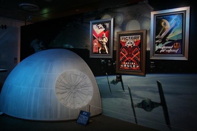 「スター・ウォーズ」シリーズの魅力を掘り下げる企画展
