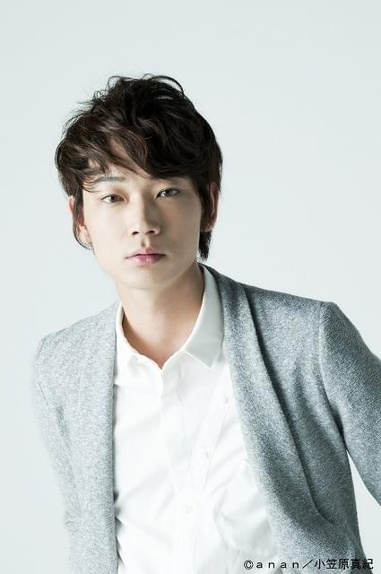 綾野剛、体重10キロ増減させ悪徳警官に！白石和彌監督最新作「日本で一番悪い奴ら」に主演