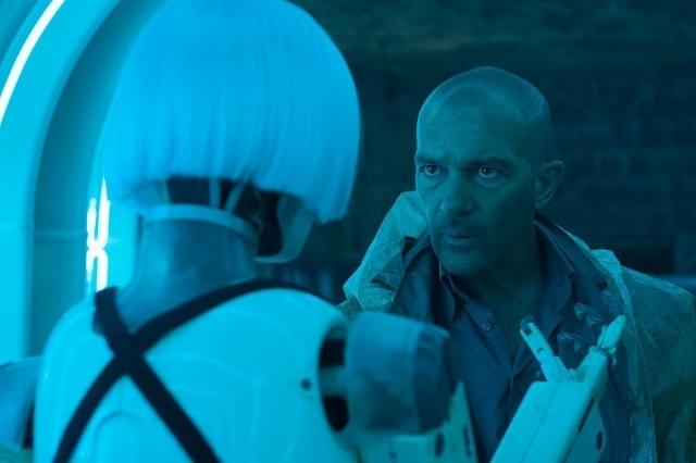 A・バンデラスが本格SF映画に初挑戦「オートマタ」16年3月公開決定