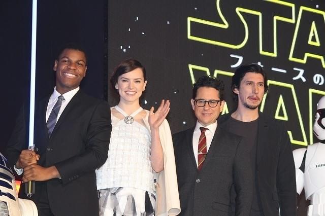 約1000人のファンが歓迎!