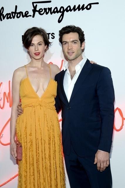 フェラガモ短編フィルムでグレゴリー・ペックとイングリッド・バーグマンの孫が共演