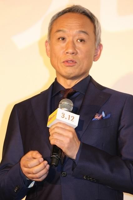 妻夫木聡「家族はつらいよ」で1カ月間ピアノを猛特訓！ショパン弾くも「笑ってやって」