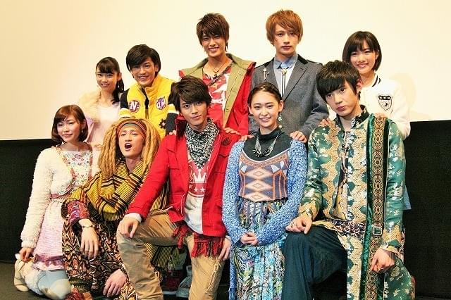 ニンニンジャーが後輩・ジュウオウジャーにバトンタッチ！「初心忘るべからずの技を授ける」