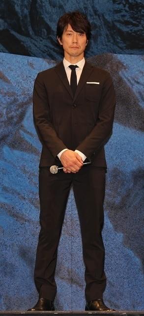 岡田准一＆阿部寛、エベレストでの意地の張り合いを告白「嘘ついてました」