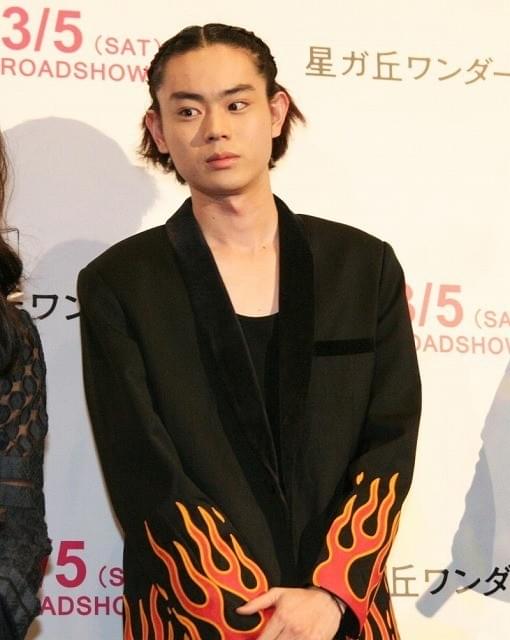 菅田将暉、中村倫也とのケンカシーンでヒートアップ！「流し目にイラッとした」