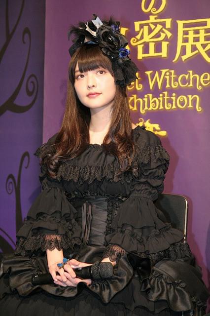 人気声優・上坂すみれ、「キュートな魔女に憧れ」拷問器具にも興味津々