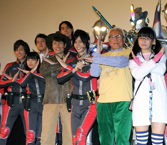 ハヤタ隊員こと黒部進、ウルトラマン放送開始50周年に「感無量」のシュワッチ