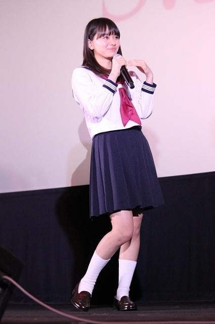 山本舞香、セーラー服姿で「桜ノ雨」を合唱！「本当にいい歌」と大感激
