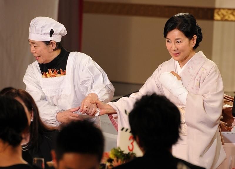 吉永小百合、手首を骨折していた「気を入れ直して頑張る」