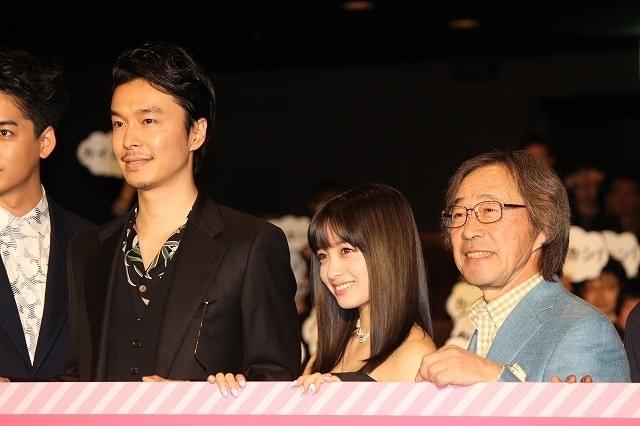 橋本環奈、初主演映画公開に胸いっぱい！「女優のお仕事が大好き」