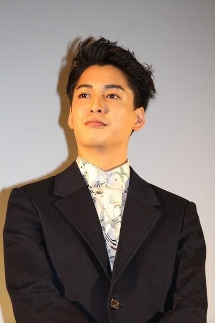 橋本環奈、初主演映画公開に胸いっぱい！「女優のお仕事が大好き」