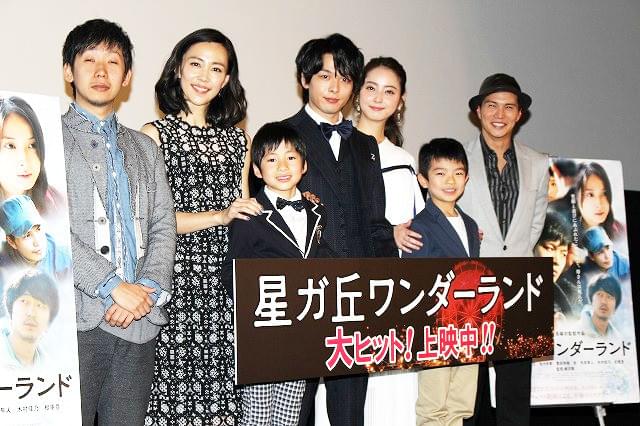 中村倫也、主演作の見どころは佐々木希＆木村佳乃の「丸裸」!?