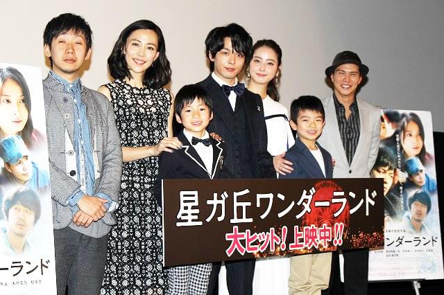 中村倫也、主演作の見どころは佐々木希＆木村佳乃の「丸裸」!?