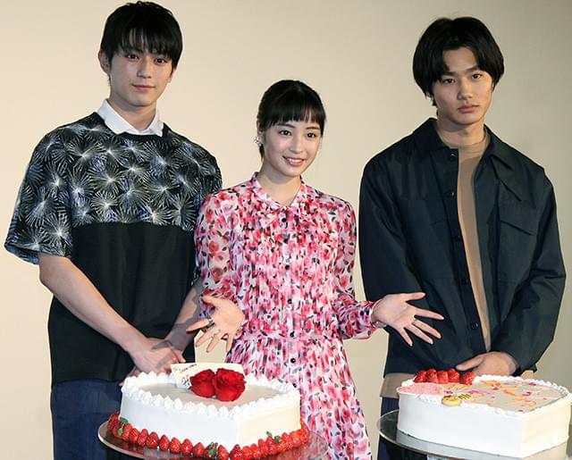 野村周平と真剣佑のホワイトデーケーキ対決、広瀬すずの心を射止めたのは？