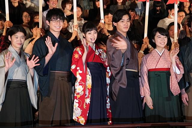 広瀬すず、小泉徳宏監督＆野村周平の称賛を照れ笑いで絶妙スルー